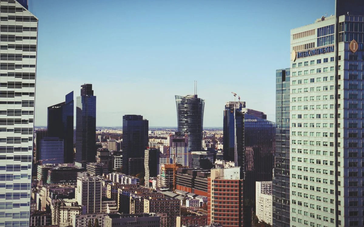 5-Tour European Business Capital Corporate Package